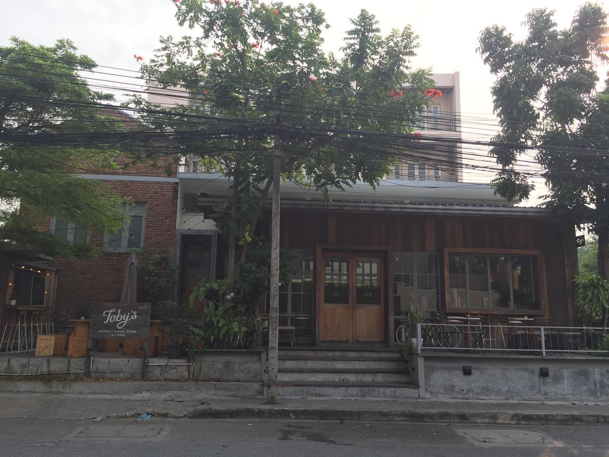 Mangosteen Bangkok Sukhumvit Exterior photo